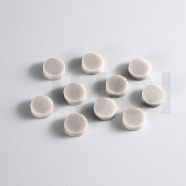 Aluminum nitride ceramic disks