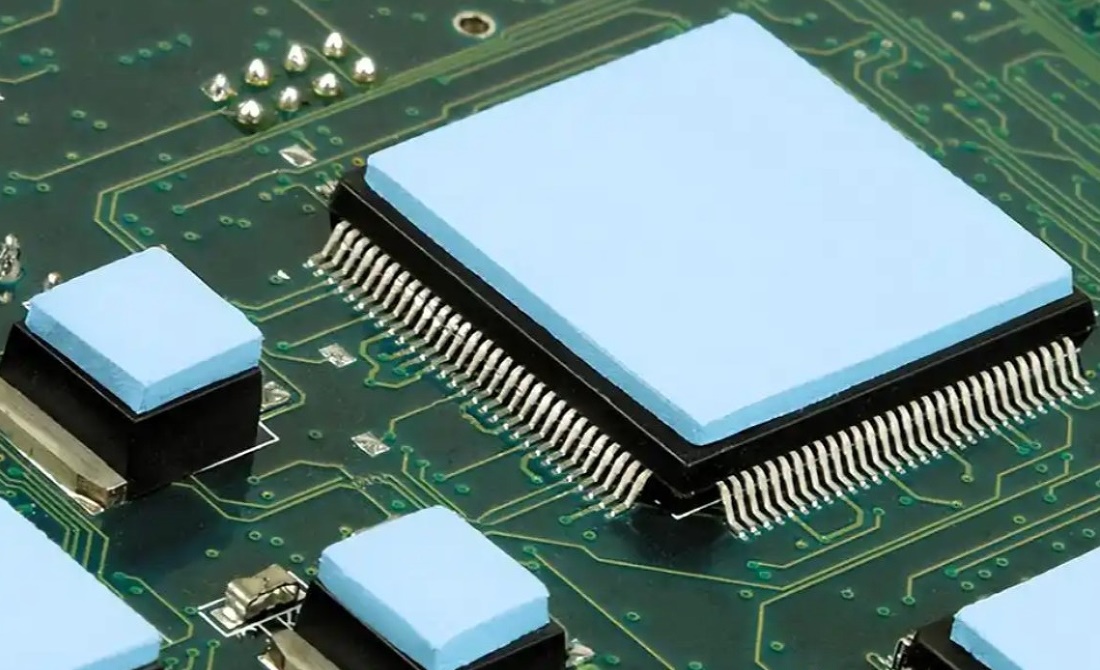 AlN filler for thermal pads